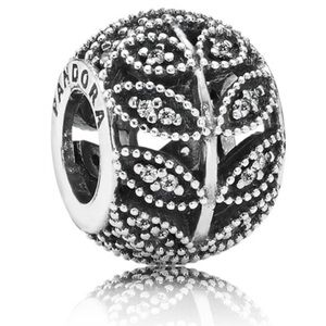 🩶PANDORA: Sparkling Leaves Openwork Charm
